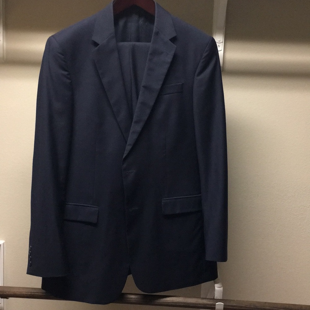 Kenneth Cole Navy Blue 42L Suit